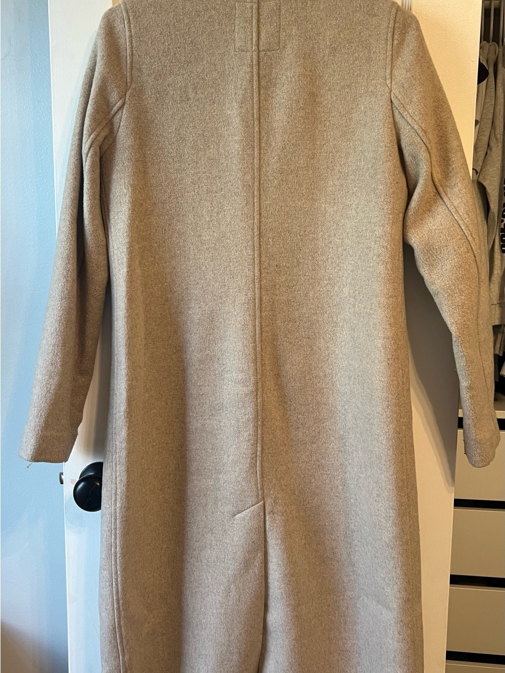 Abercrombie & Fitch Women's Taupe Wool-Blend Single-Button Coat - Picture 2 of 3